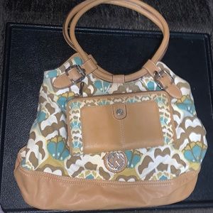 Relic floral purse with matching wallet!